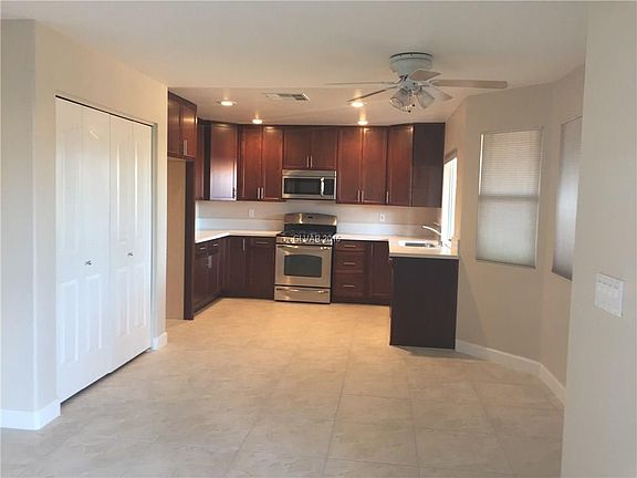 3rd image of 7712 Locke Haven Dr
