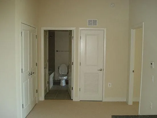 820 N Pollard St #607 — Photo 13