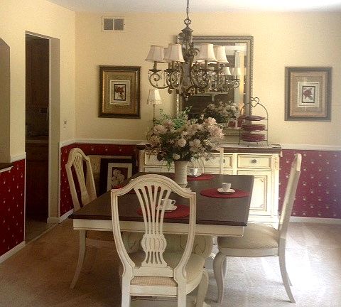 Dining Room Area