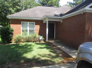 202 Cloud Ln, Albany, GA 31721