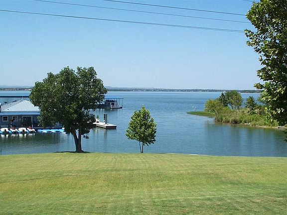 2nd image of 200 Wirtz Dam Rd