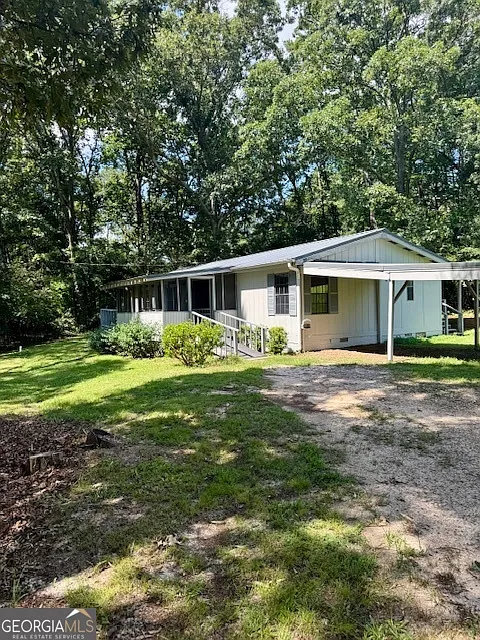 3 bed, 2.0 bath, 1344 sqft, $1,600 — Photo 1