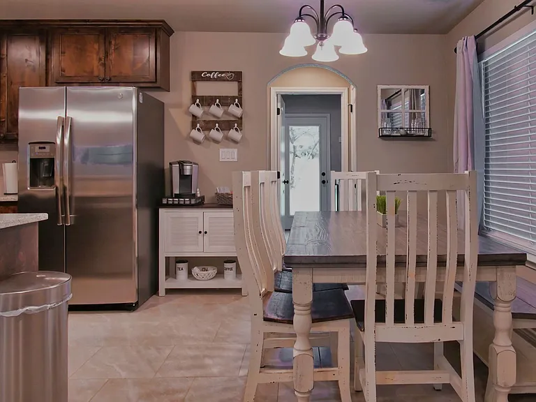 2299 Westview Dr — Photo 25