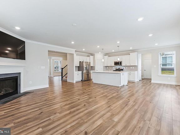 2nd image of 2803 Bridgewater Dr