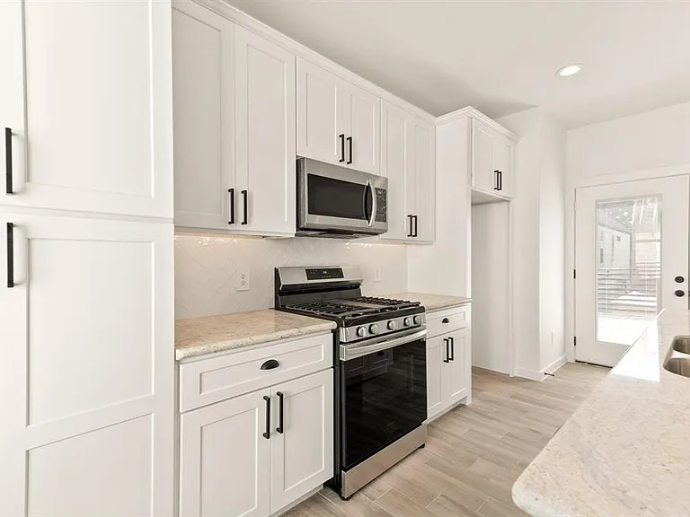 4705 Idaho St — Photo 17