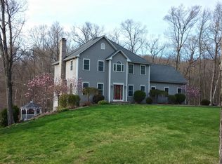 237 Carver St, Granby, MA 01033