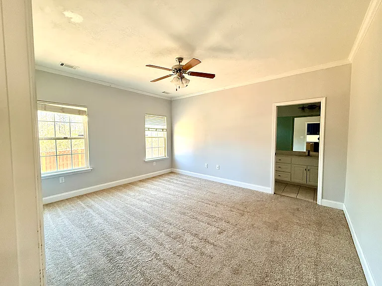 716 Lakeside Landing Ct — Photo 11