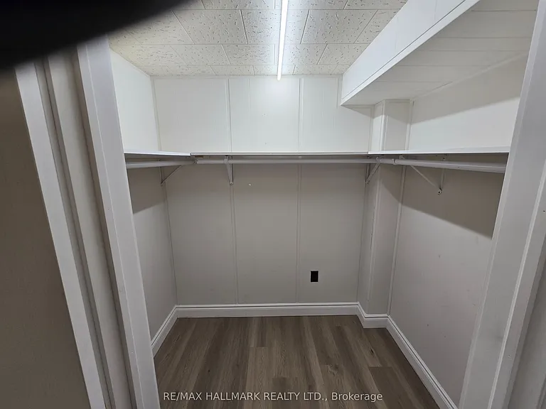 211 Norfolk Ave — Photo 8