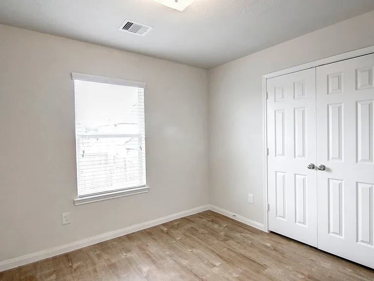 2427 Sailors Way — Photo 17