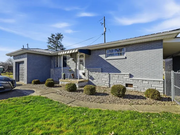 79 Pinedale Dr, Huntington, WV 25705