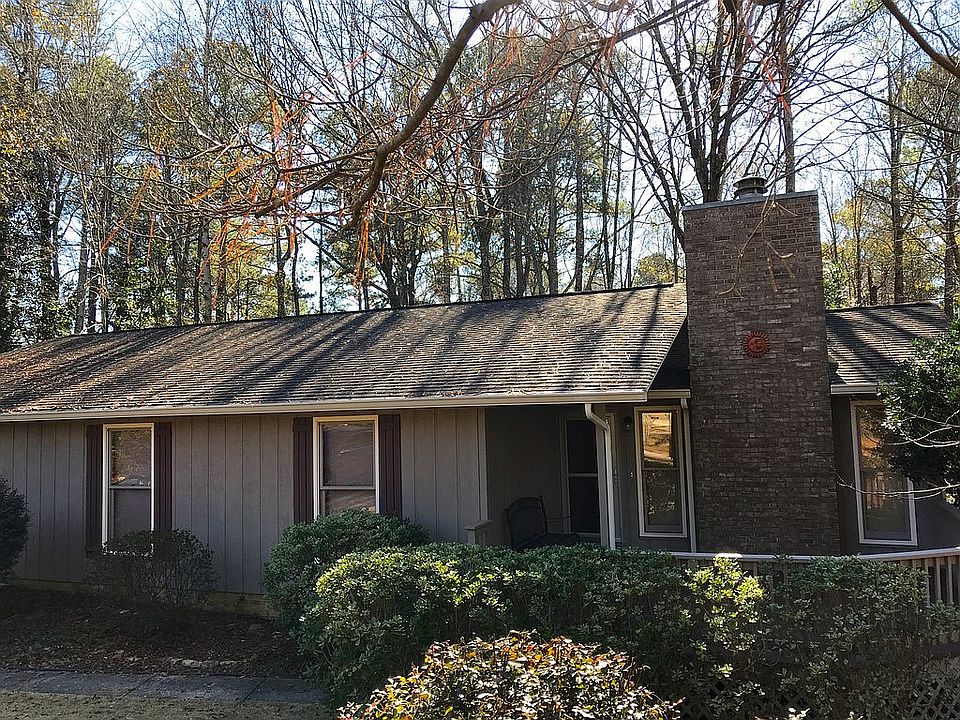 1st image of 1374 Peachtree Cir
