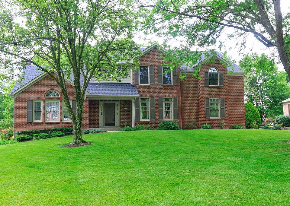 1st image of 828 Old Mill Dr