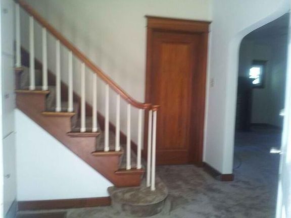 4th image of 1425 Gascho Dr