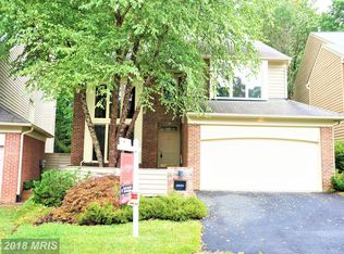 1402 Hemingway Ct, Reston, VA 20194