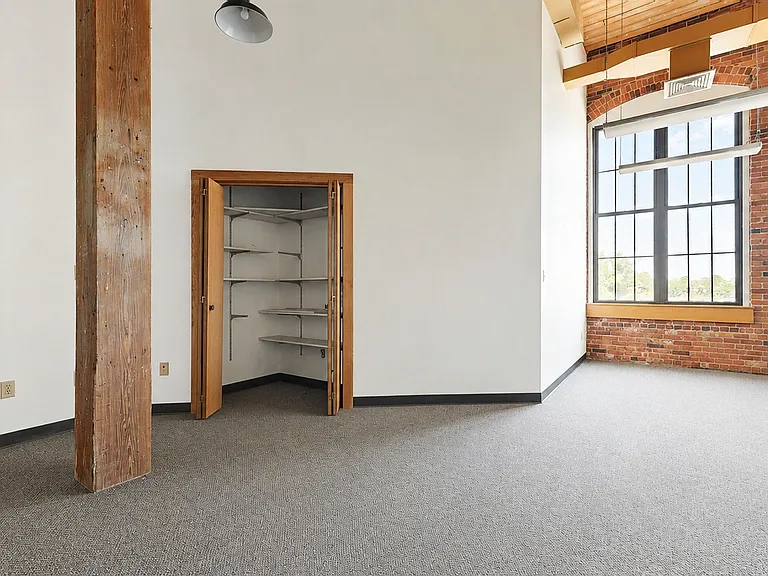 2 Storer St #405 — Photo 3