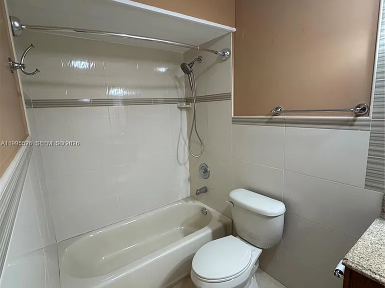 9301 SW 92nd Ave #210-C — Photo 35