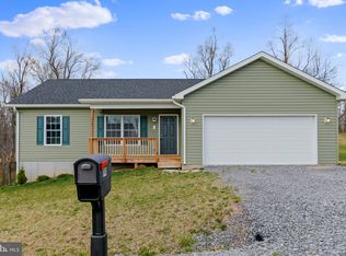 110 Hampshire House Dr, Yellow Spring, WV 26865