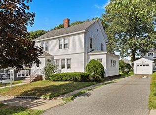 61 Montview Ave, Lowell, MA 01851