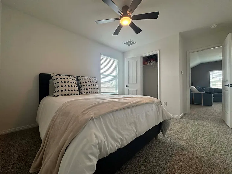154 Arroyo Sweetwood Cir — Photo 26