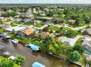 205 NE Sagamore Ter, Port Saint Lucie, FL 34983