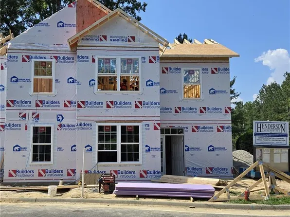 201 Patriots Village Ct, West Point, VA 23181