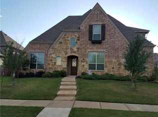 7511 Meadow Run Ln, Sachse, TX 75048