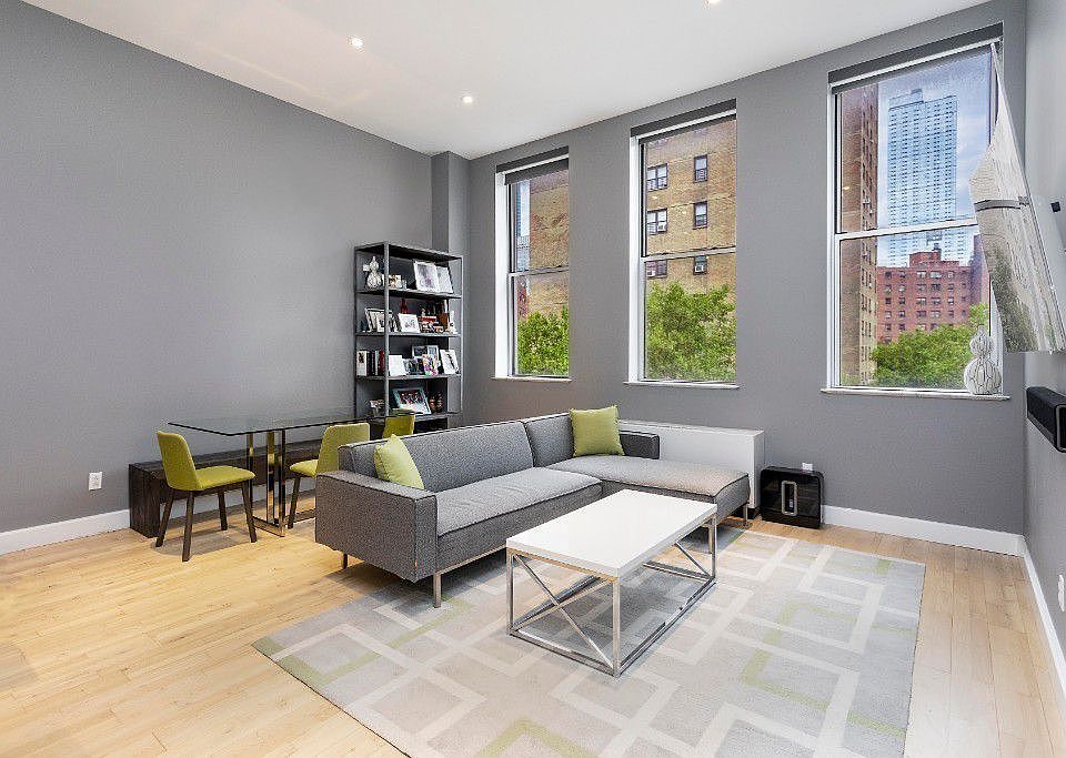 1st image of 420 W 25th St APT 4B