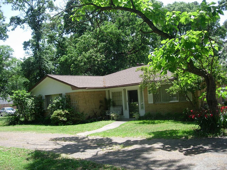 2nd image of 17719 W Strack Dr