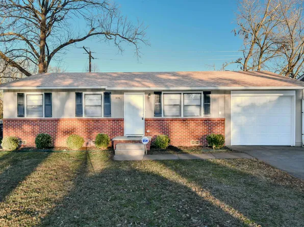 104 Stevenson St, Jacksonville, AR 72076