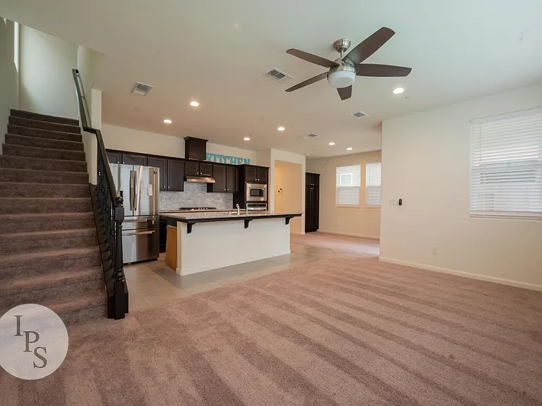 6052 E Bishop Ln — Photo 9