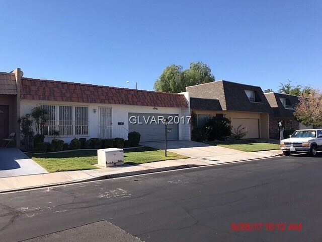 2nd image of 3549 Victory Ave