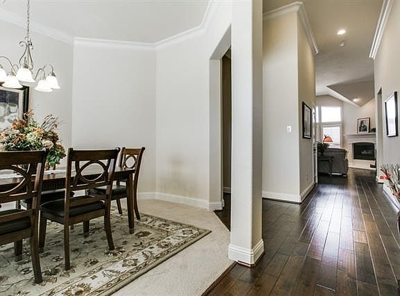 5th image of 2122 Central Park Dr