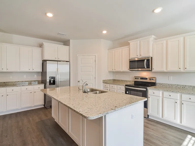 424 Eagle Lake Way — Photo 4