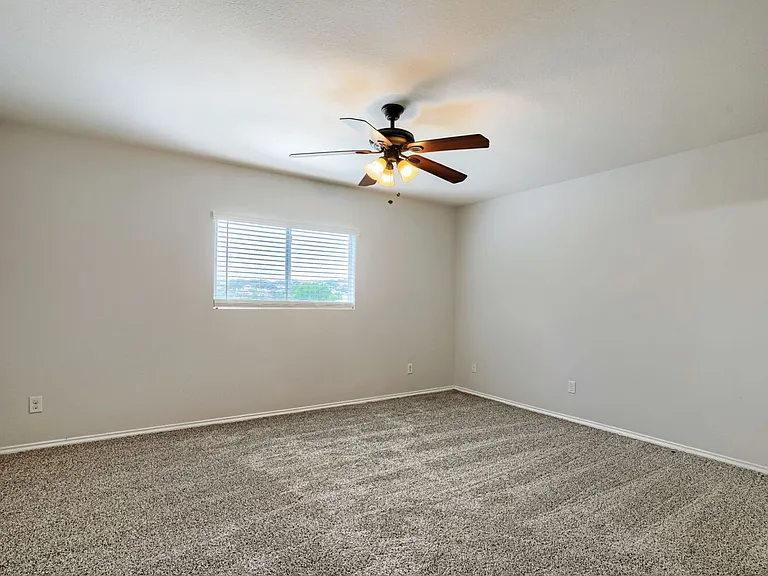 25251 Cambridge Wl — Photo 14