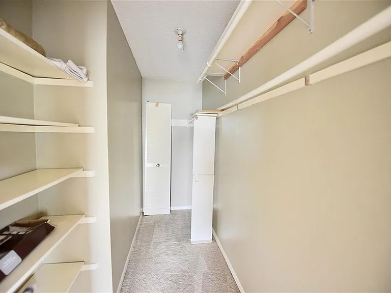 100 Royal Way Dr #4D — Photo 19
