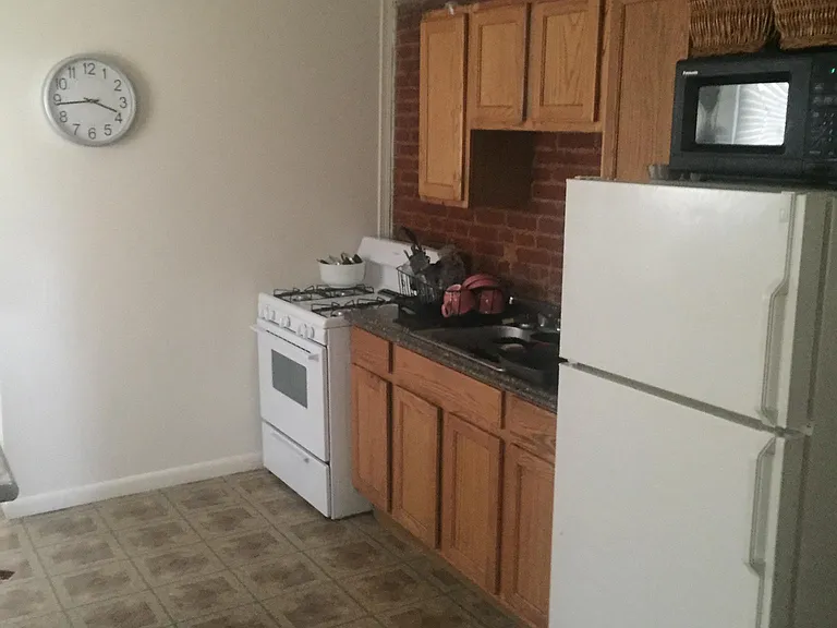 1808 E Pratt St #1 — Photo 3