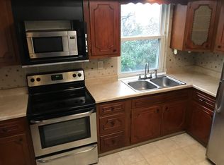 600 Ridgemont Dr, Pittsburgh, PA 15220