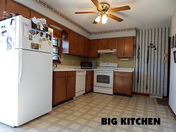 3rd image of 207 Sarazen Dr