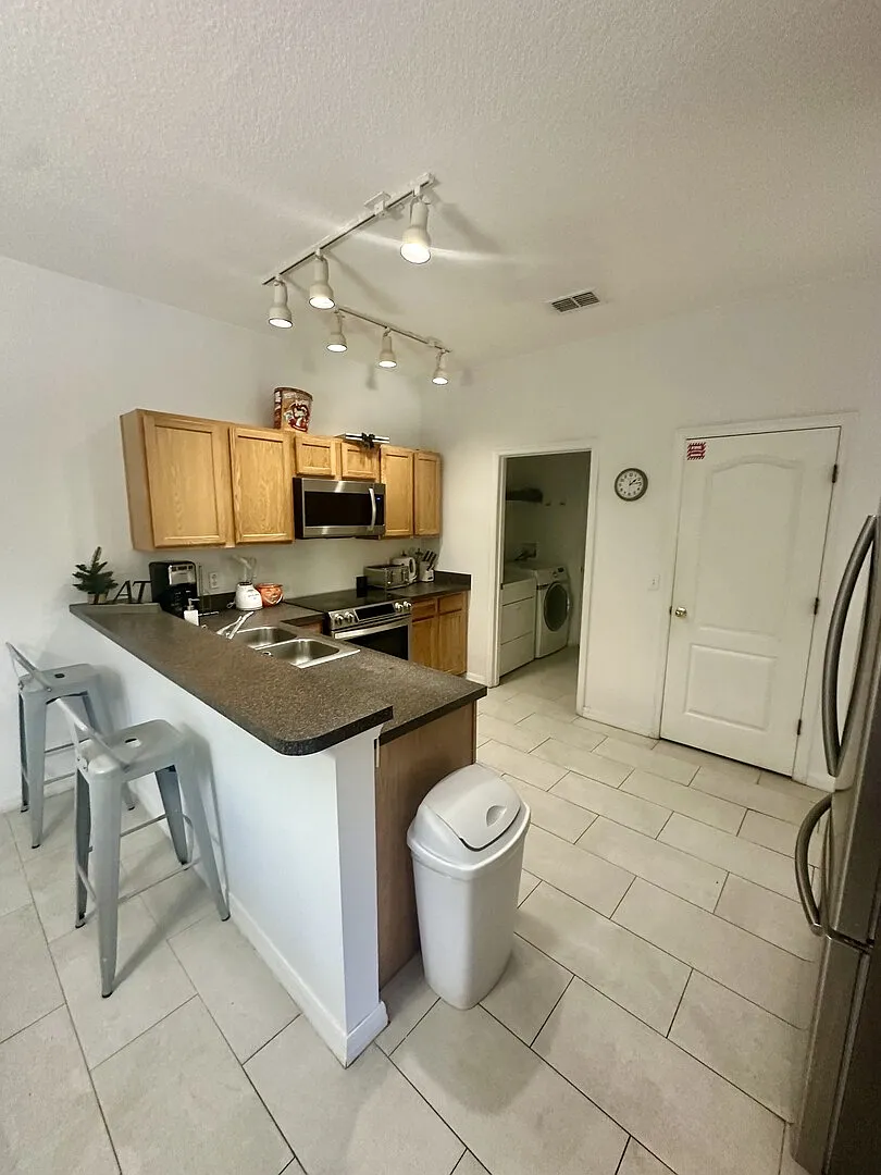 Panoramic 4BR Superior Pool Home near Disney — Photo 4