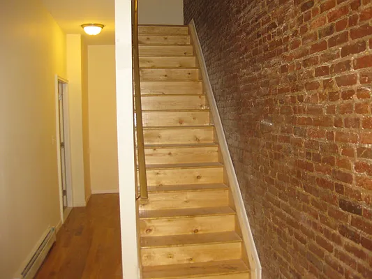 Rented by Blue Egg Realty Corp | media 22