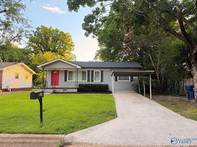 515 Warner St NW — Photo 1