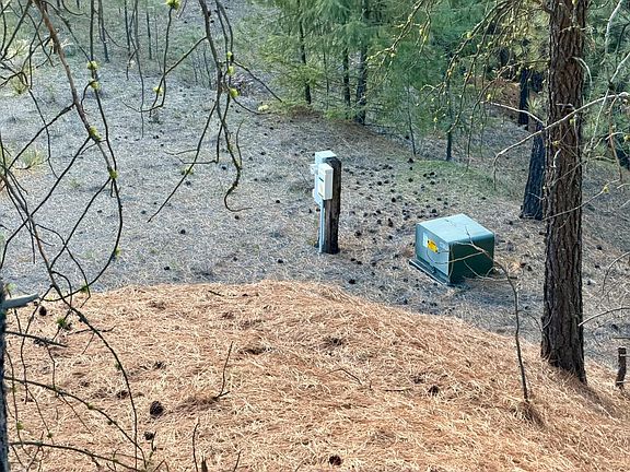 3rd image of 1199 Gold Edge Mine Rd