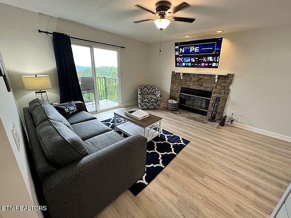 5th image of 3710 Weber Rd #104-E