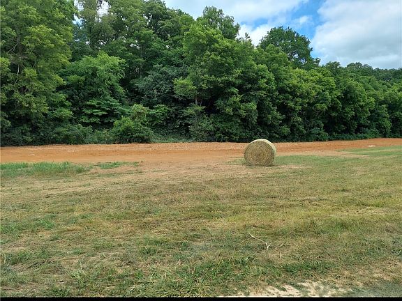 3rd image of Sugar Creek Rd #O