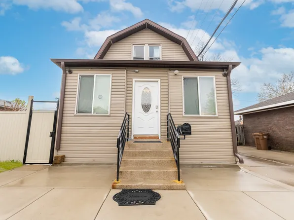 7445 W 62nd Pl, Summit, IL 60501