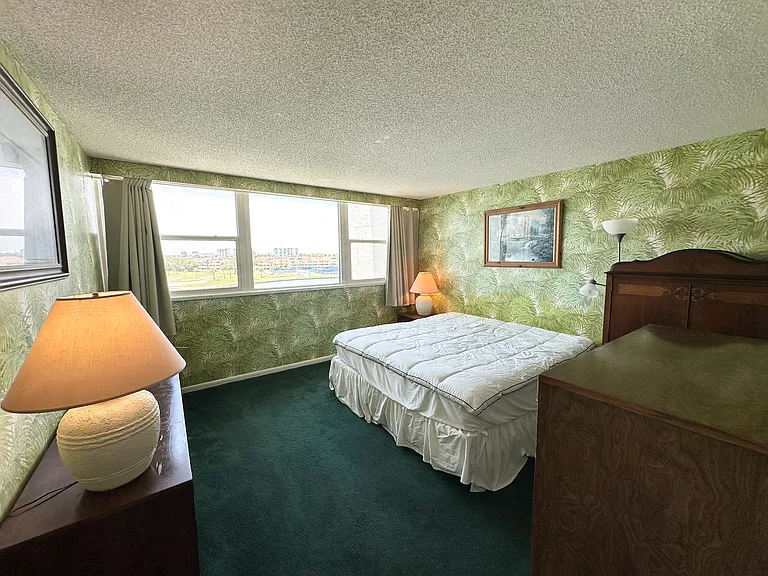 450 Treasure Island Cswy #609 — Photo 17