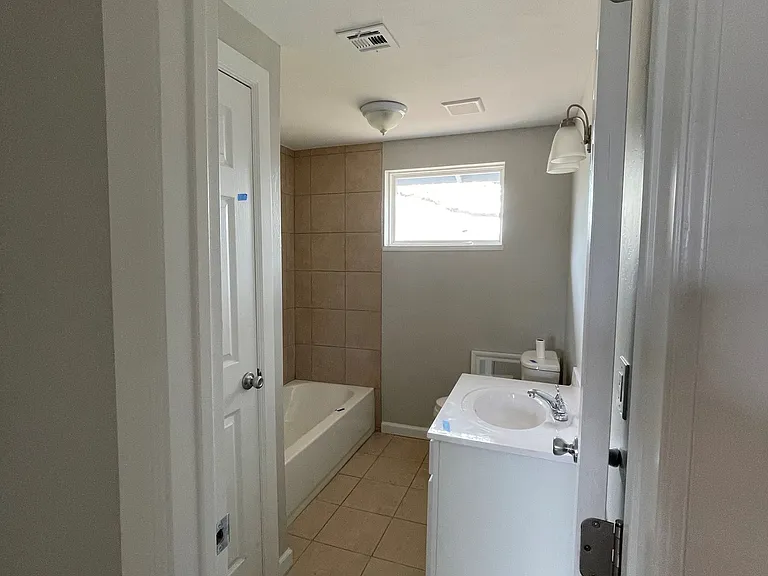 869 E Steed Dr — Photo 6