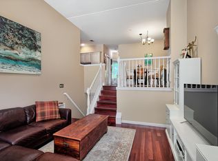 251 Half Moon Ct, West New York, NJ 07093