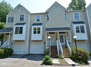 6965 Fairfax Dr, Arlington, VA 22213
