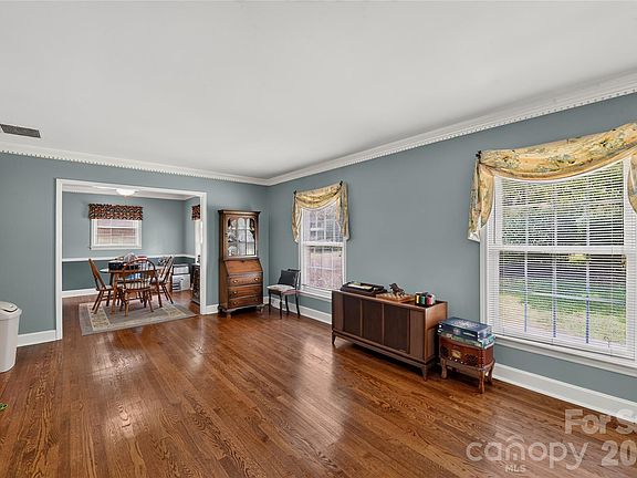 3rd image of 1311 Cambridge St